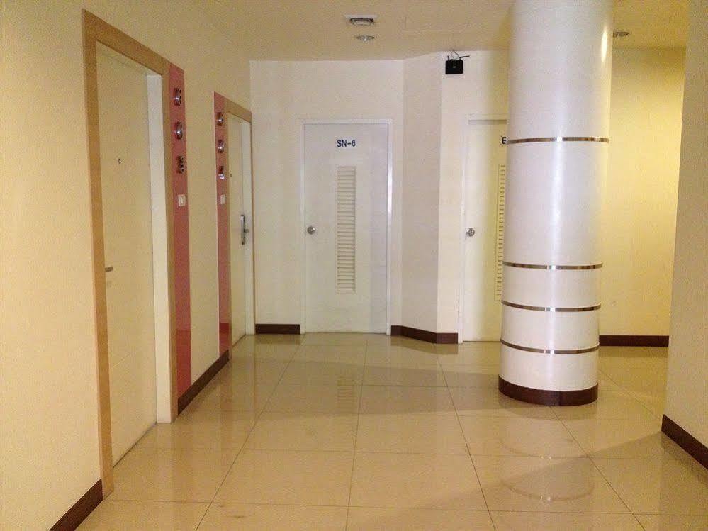 Lido Millennium Hotel Бангкок Екстер'єр фото